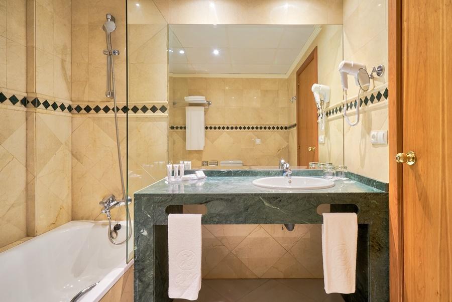 Exe Ciudad De Cordoba Hotel Buitenkant foto