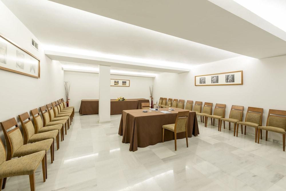 Exe Ciudad De Cordoba Hotel Buitenkant foto